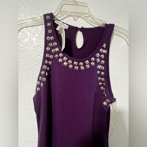 NWT Body Central Embellished Purple Sleeveless Top - Picture 2 of 4